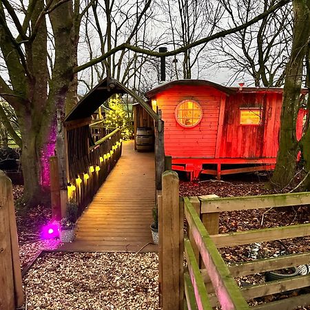 Burtree Country House, Tipi'S, Treehouse & Lodge & House Rooms With Hot Tubs In A Private Garden Thirsk Εξωτερικό φωτογραφία
