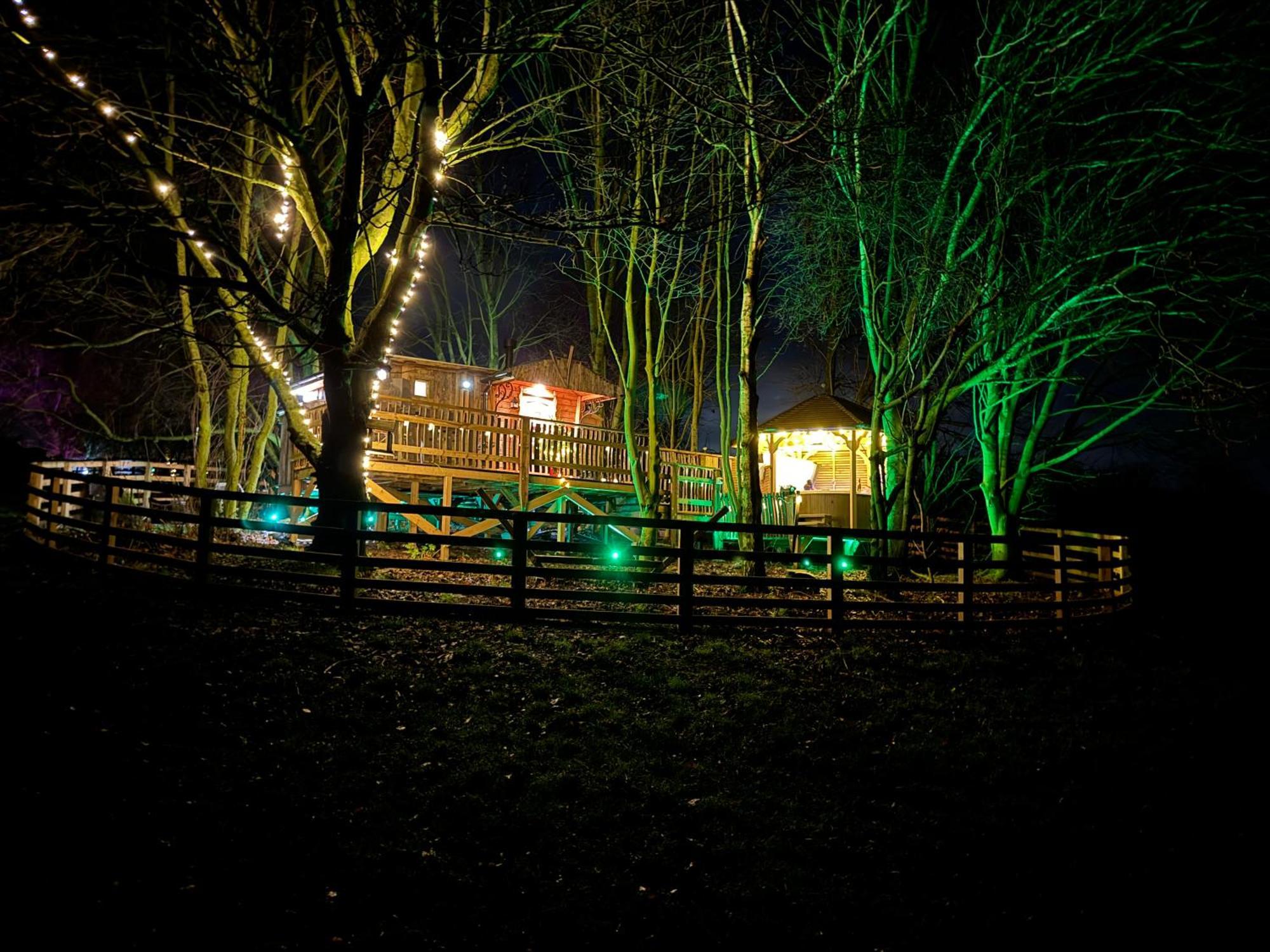 Burtree Country House, Tipi'S, Treehouse & Lodge & House Rooms With Hot Tubs In A Private Garden Thirsk Εξωτερικό φωτογραφία
