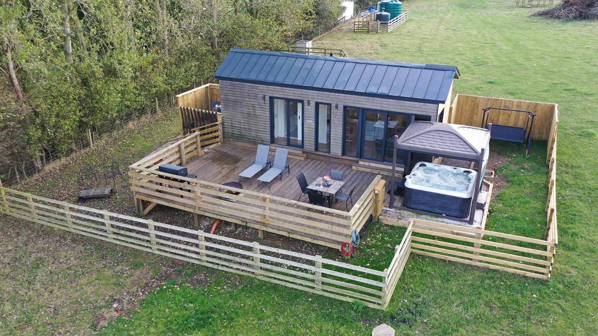 Burtree Country House, Tipi'S, Treehouse & Lodge & House Rooms With Hot Tubs In A Private Garden Thirsk Εξωτερικό φωτογραφία