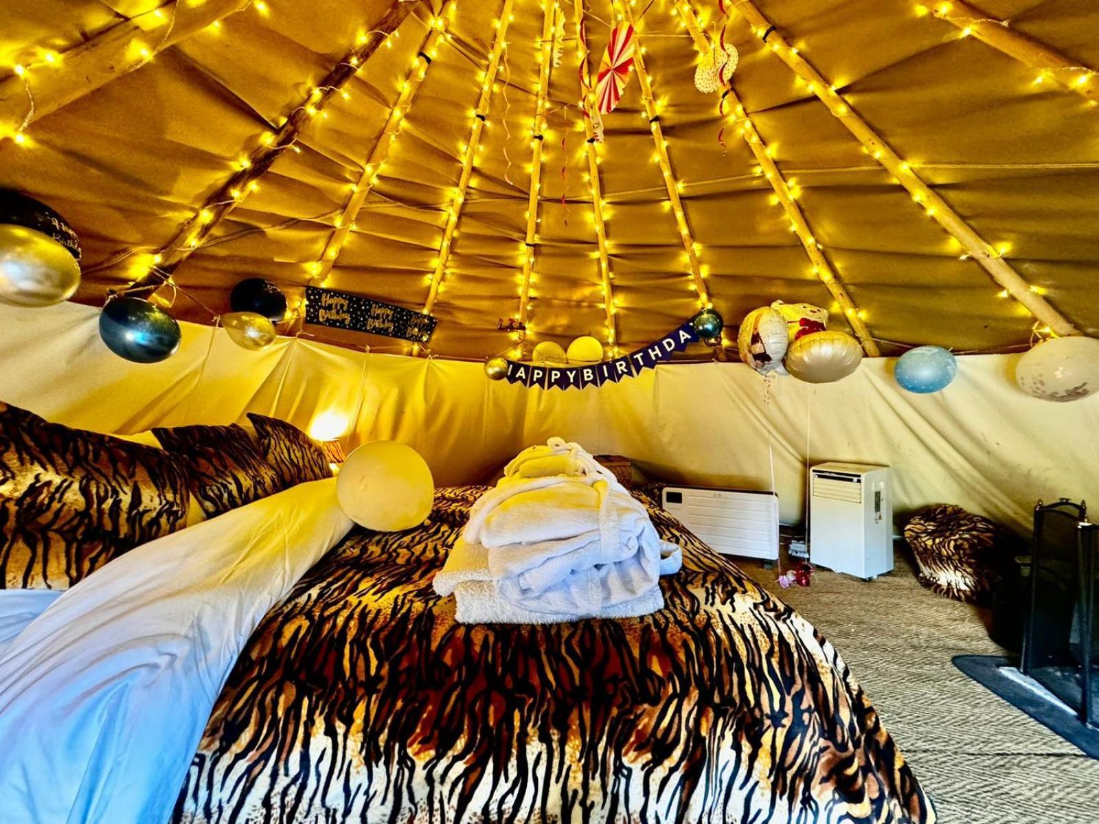 Burtree Country House, Tipi'S, Treehouse & Lodge & House Rooms With Hot Tubs In A Private Garden Thirsk Εξωτερικό φωτογραφία