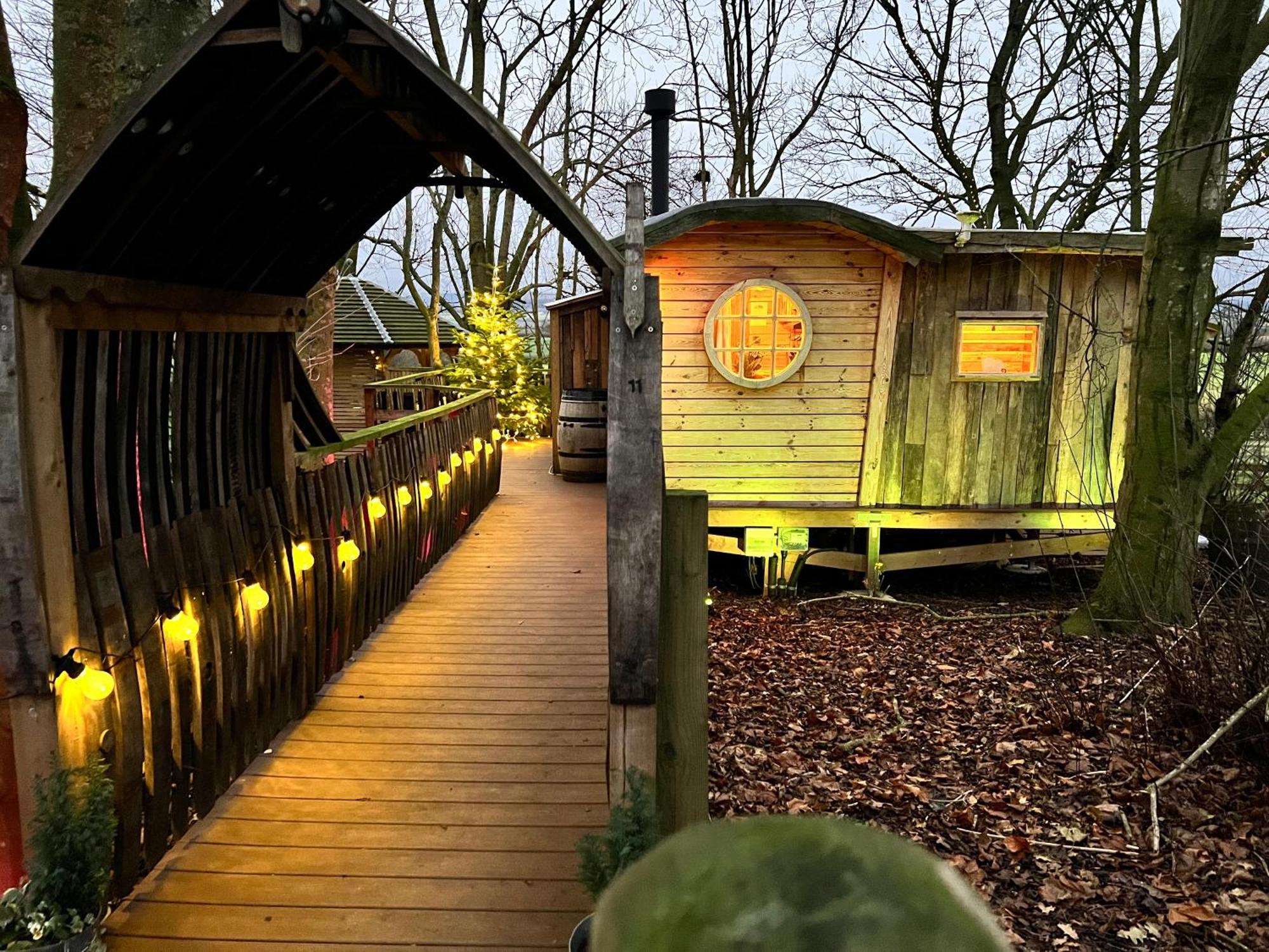 Burtree Country House, Tipi'S, Treehouse & Lodge & House Rooms With Hot Tubs In A Private Garden Thirsk Εξωτερικό φωτογραφία