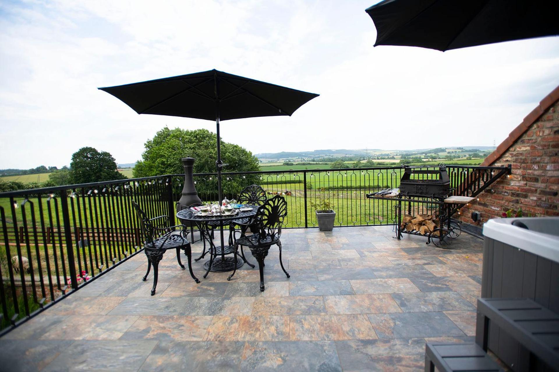 Burtree Country House, Tipi'S, Treehouse & Lodge & House Rooms With Hot Tubs In A Private Garden Thirsk Εξωτερικό φωτογραφία