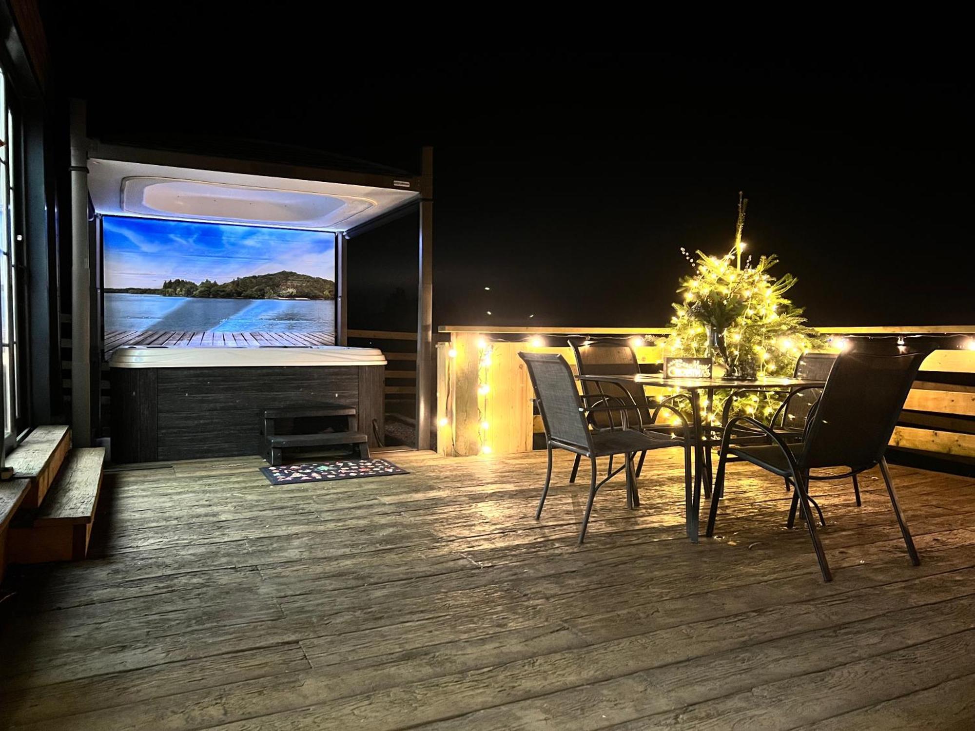 Burtree Country House, Tipi'S, Treehouse & Lodge & House Rooms With Hot Tubs In A Private Garden Thirsk Εξωτερικό φωτογραφία