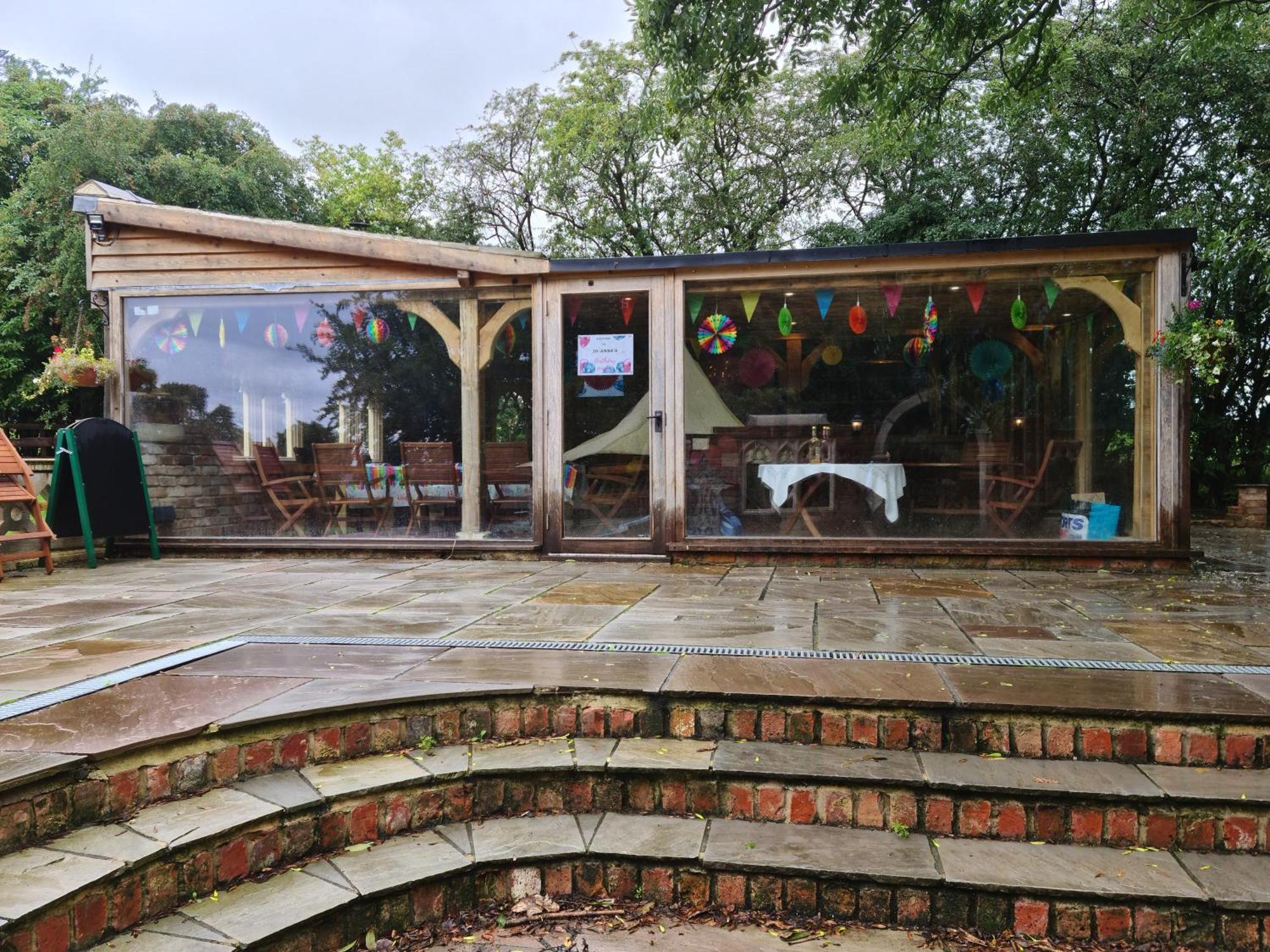 Burtree Country House, Tipi'S, Treehouse & Lodge & House Rooms With Hot Tubs In A Private Garden Thirsk Εξωτερικό φωτογραφία