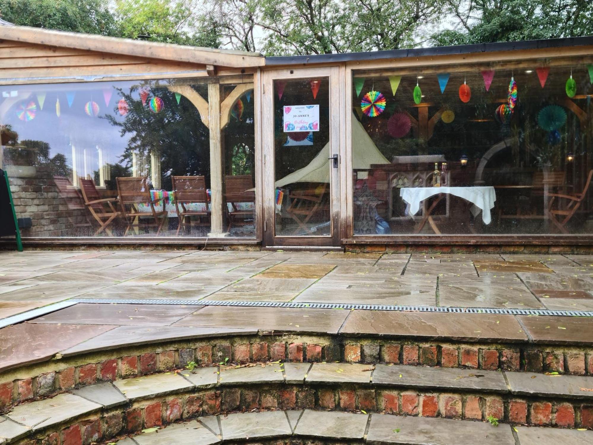 Burtree Country House, Tipi'S, Treehouse & Lodge & House Rooms With Hot Tubs In A Private Garden Thirsk Εξωτερικό φωτογραφία